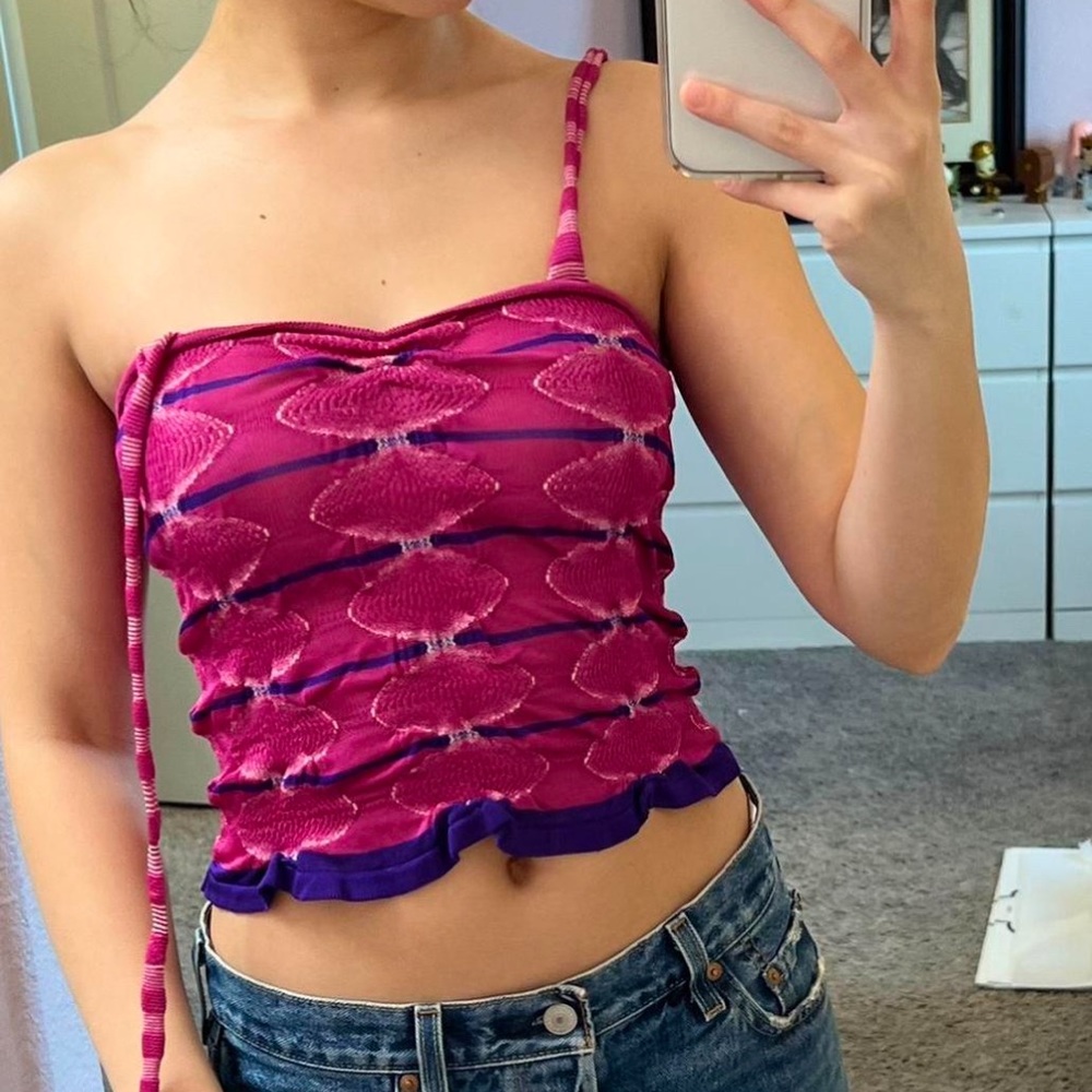 Iconic Gimaguas cross over tank top alys tank